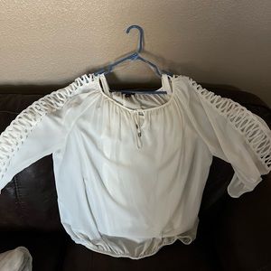 Alyx brand. Size 1X. White blouse.